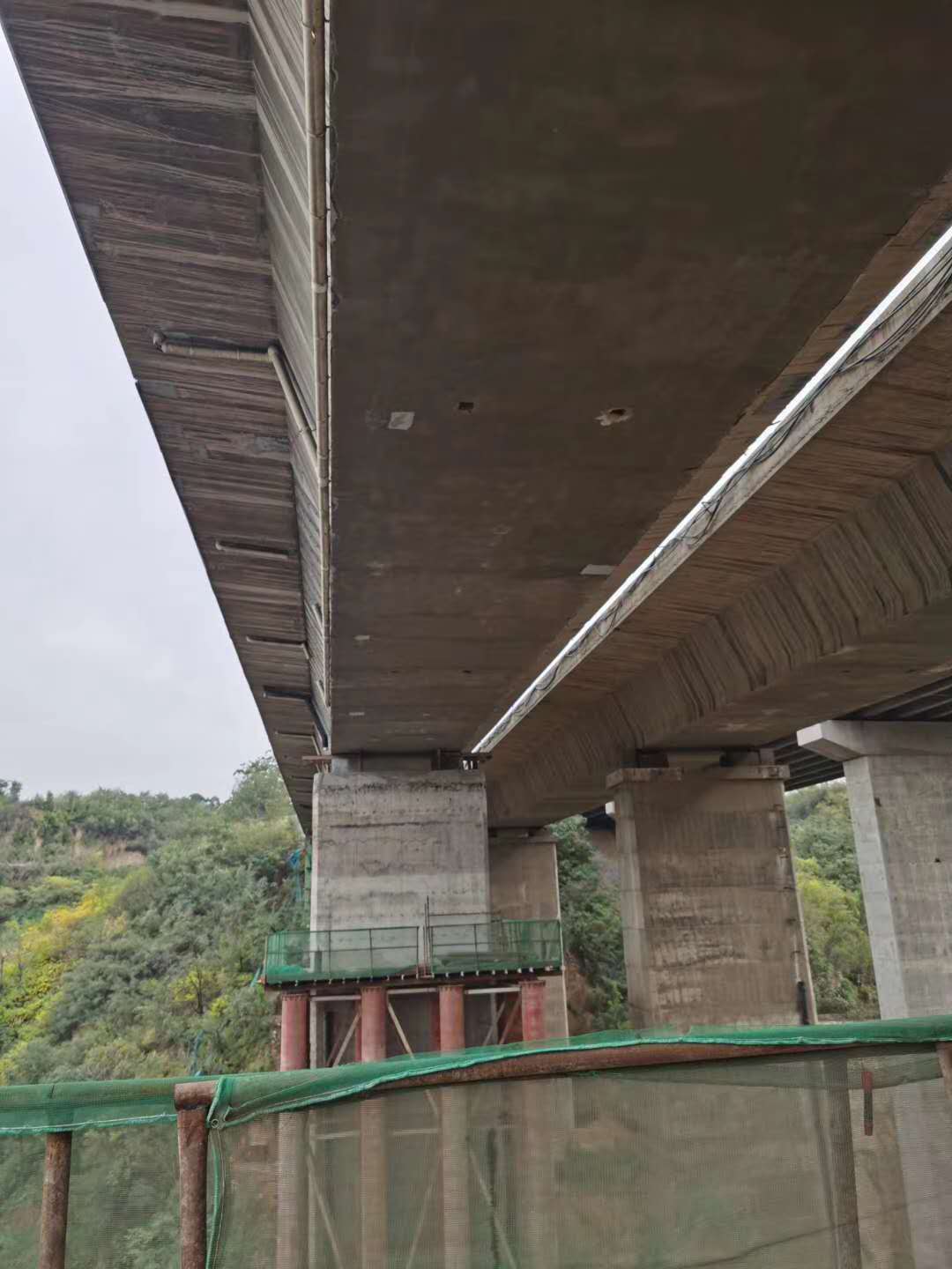 常德桥梁加固前制定可行设计方案图并用对施工方法